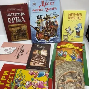Knjige za decu i odrasle dostupne u knjižari – istorijske, avanturističke i edukativne publikacije